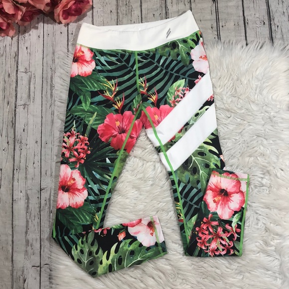 DoYouEven Jungle Floral Palm High Rise Leggings - Picture 2 of 14